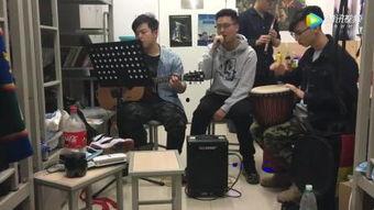 男生搞笑宿舍大战视频